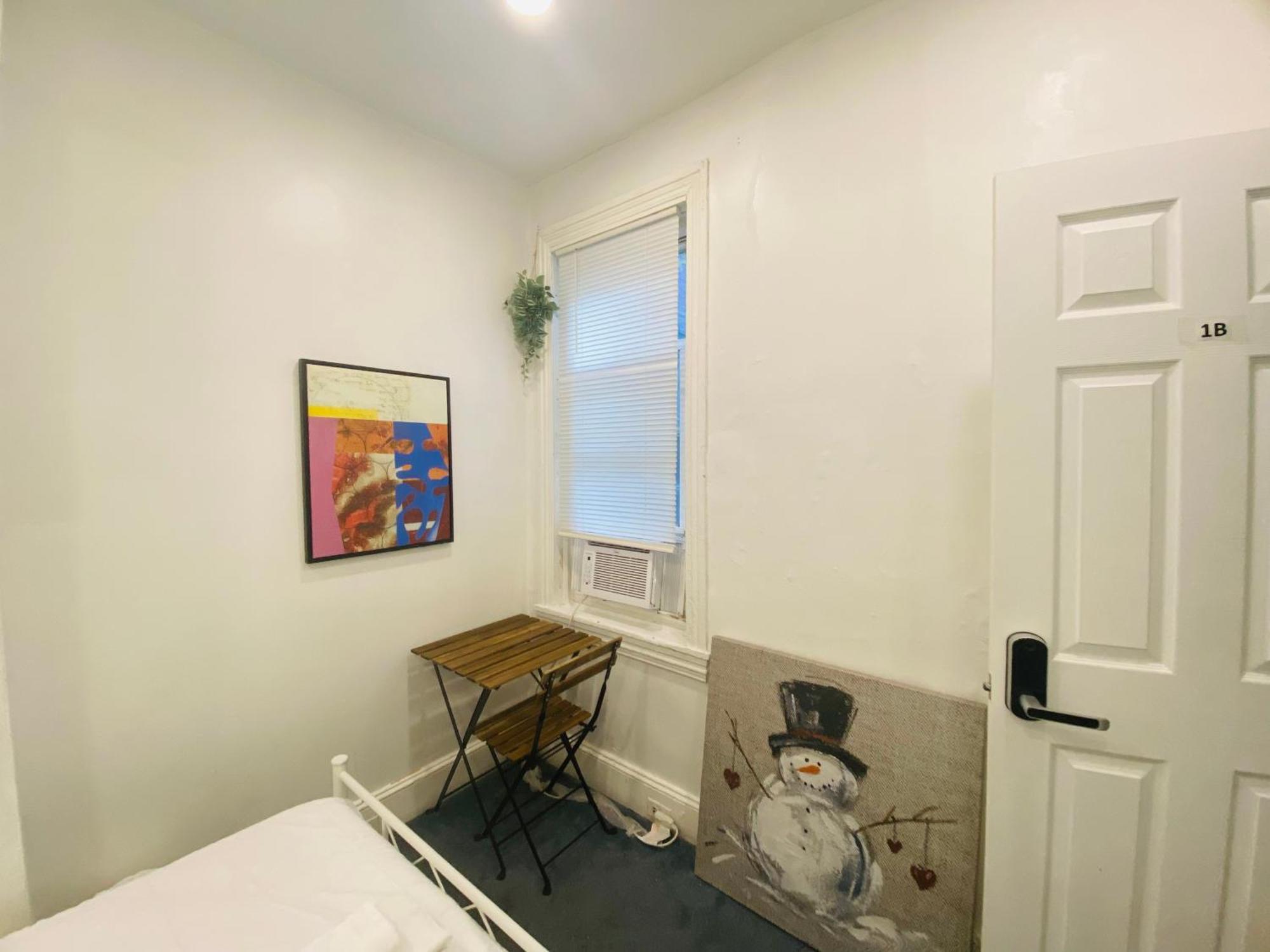 Oui On Ludlow - Entire House And Private Rooms In University City Philadelphia Eksteriør billede